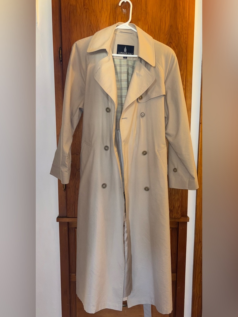 Vintage London Fog Women’s Beige Double Breasted Trench Coat Size 8 Petite